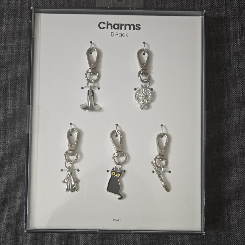 💥5 Pack Halloween Charms For Wristlets & Crossbody Bags